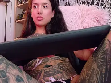 Stripchat Free Live Porn of antoniaacxx