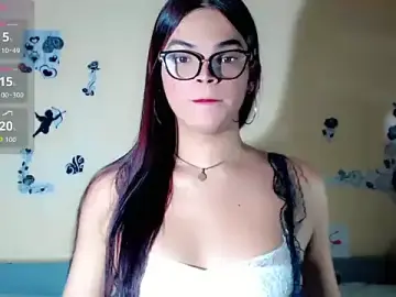 Stripchat Live Sex Cam of ShannelMartin