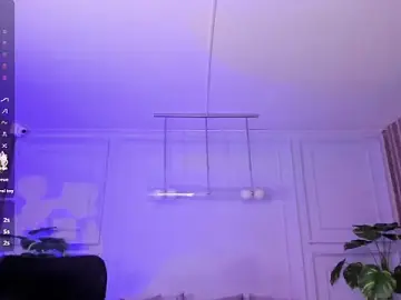 Stripchat Live Sex Cam of keytinthomson_