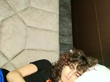 Stripchat Best live sex cam show of Divine_____