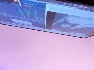 Stripchat Live Sex Cam of Liam_Leone