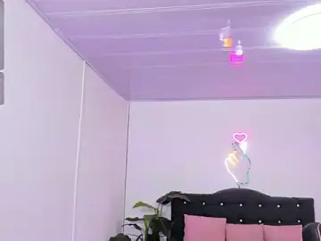 Stripchat Free Porn Cam of DANNA_TAY