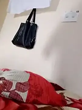 Stripchat Live Sex Cam of Liil_bunny