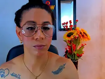Stripchat Adult Webcam of juanblakbigcock