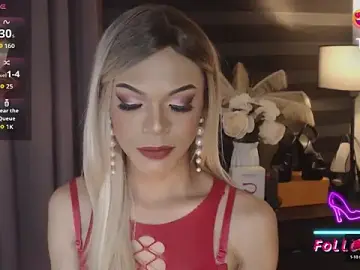 Stripchat Best Webcam of HugecockAlexa