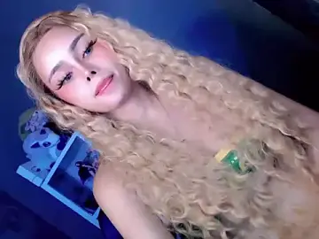 Stripchat Sex Cam of coffe_cat28