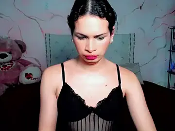 Stripchat Free Live Porn of maria_camilacms