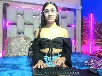 Stripchat Nude Webcam of MahiaraHot