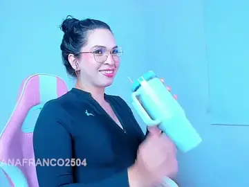 Stripchat Free Porn Cam of Ariana_f