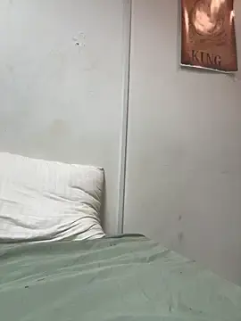 Stripchat Free Porn Cam of Max_Rain