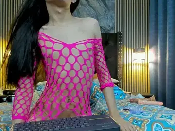 Stripchat Free Live Porn of AURALIS_LUX
