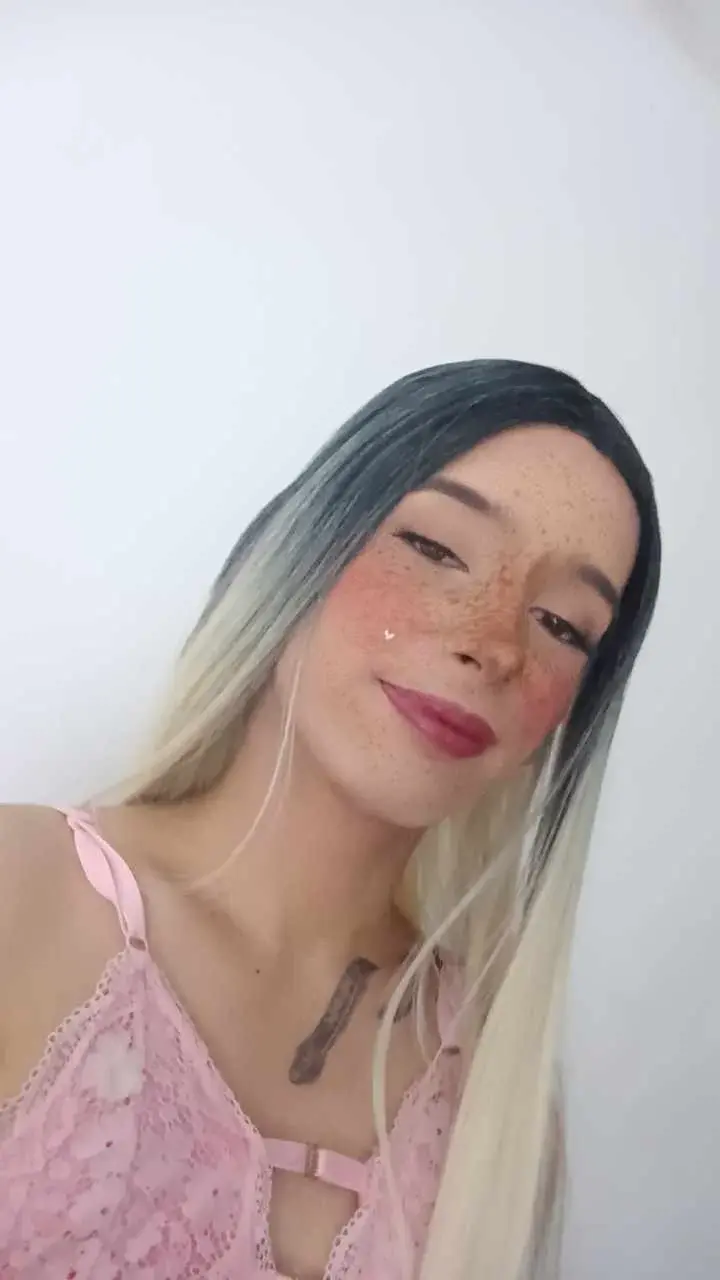 fiorellaselfsuck
