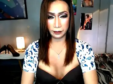 Stripchat Free Porn Cam of littleredbunny27