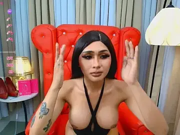 Stripchat Nude Webcam of Iris_Hilton