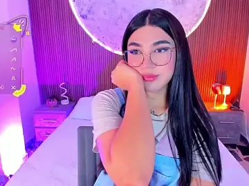Stripchat Adult Webcam of RoseCassie