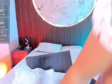 Stripchat Adult Webcam of RoseCassie