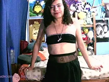 Stripchat Live Sex Cam of lewd_mooncat
