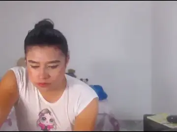 Stripchat Live Sex Cam of katrinawillff