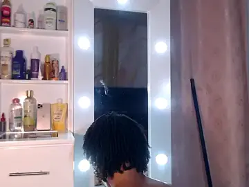 Stripchat Live Sex Cam of dirtydolltsx