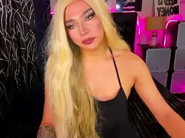 Stripchat Free Porn Cam of MissCruella