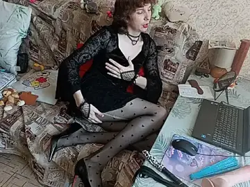 Stripchat Adult Video Chat of Zluchka_