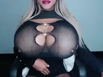 Stripchat Adult Video Chat of andreablackcock
