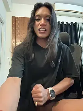 Stripchat Watch Live Sex Cams of DarlingJenny22