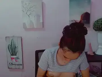 Stripchat Free Porn Cam of Urblossom_princessxxx