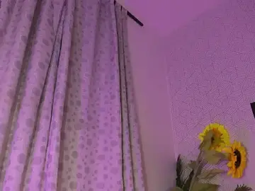 Stripchat Free Porn Cam of Selena_fox24