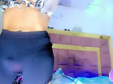 Stripchat Free Live Porn of ravenous_charmer