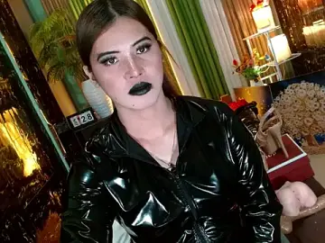 Stripchat Live Sex of Queen_kendalx19
