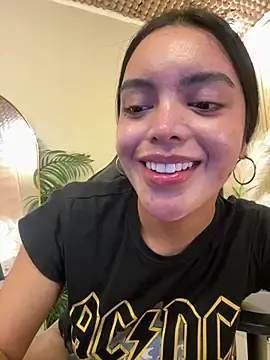 Stripchat Live Sex of TS-SimplyTheBest