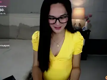 Stripchat Live Sex Cam of AsianSweetHeartxX