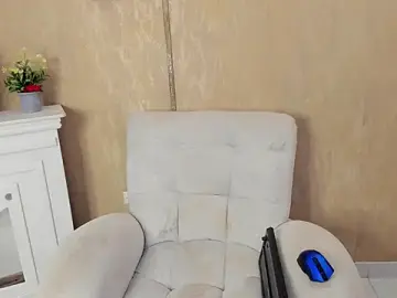 Stripchat Live Sex Cam of Chloe_Luxury