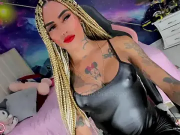 Stripchat Adult Webcam of Nella_Dolls