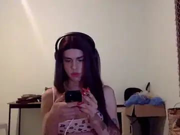 Stripchat Watch Live Sex Cams of gisele23cm