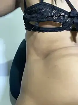 Stripchat Best live sex cam show of DOLL_CUMSHOT