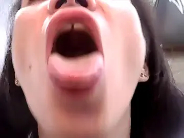 Stripchat Live Sex Cam of BigDickTrans