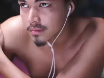 Stripchat Free Live Porn of lumad_morningstar