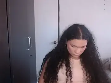 Stripchat Free Porn Cam of Prim_Rosse
