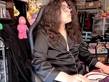 Stripchat Free Porn Cam of ShinyCherub