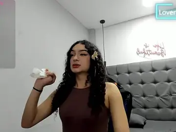 Stripchat Live Sex Cam of scarletcherry18