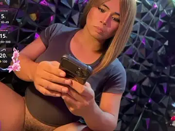 Stripchat Adult Video Chat of NyxaraSinDoll