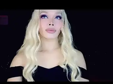 Stripchat Live Sex Cam of PRETTY_BIGCOCK1