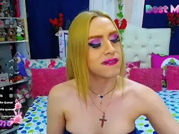 Stripchat Sex Chat of golden_girl01