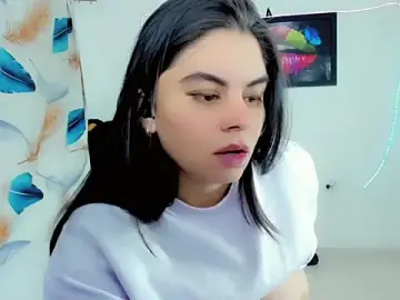 Stripchat Live Sex Cam of maddison_ivannova