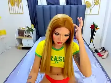 Stripchat Sex Cam of Sabrina_Bri24