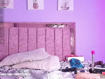 Stripchat Best live sex cam show of selene_cute05