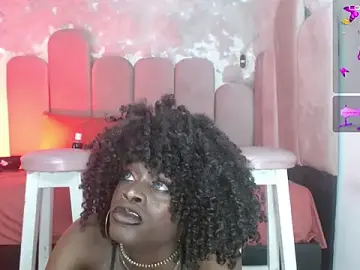 Stripchat Free Live Porn of puca_ebony