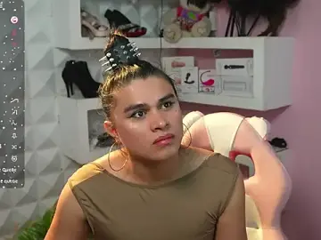 Stripchat Free Porn Cam of Mara-Bella
